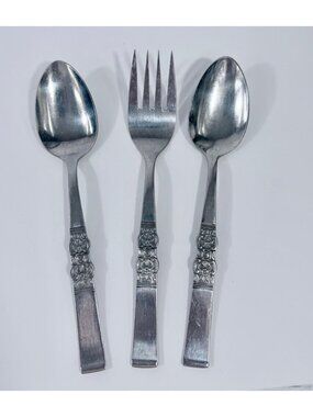 Vintage Northland Oneida Stainless Steel Serving Set Decorative Floral Handles S
